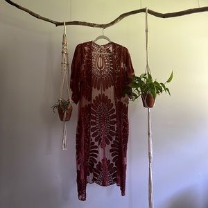 Women’s crochet embroidered boho cover up duster top - size Large